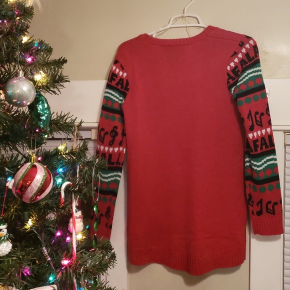 CHRISTMAS SWEATER! - Picture 3 of 5
